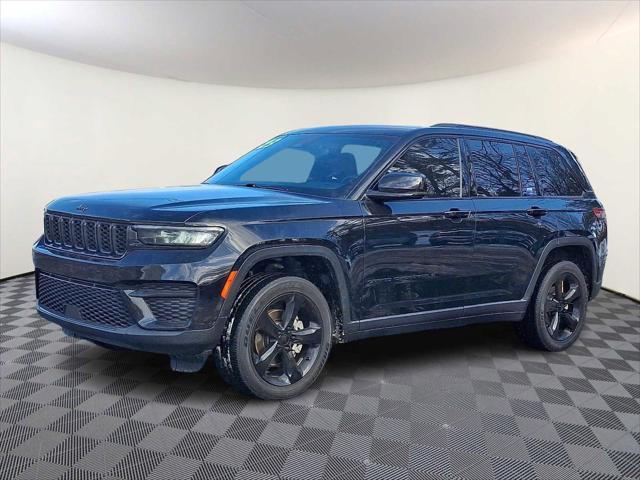 2023 Jeep Grand Cherokee Altitude 4x4 2023 Jeep Grand Cherokee Altitude 4x4