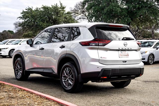 2025 Nissan Rogue S FWD