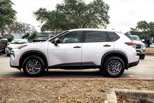 2025 Nissan Rogue S FWD
