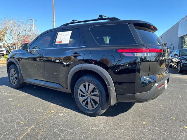 2024 Nissan Pathfinder SV 4WD 2024 Nissan Pathfinder SV 4WD