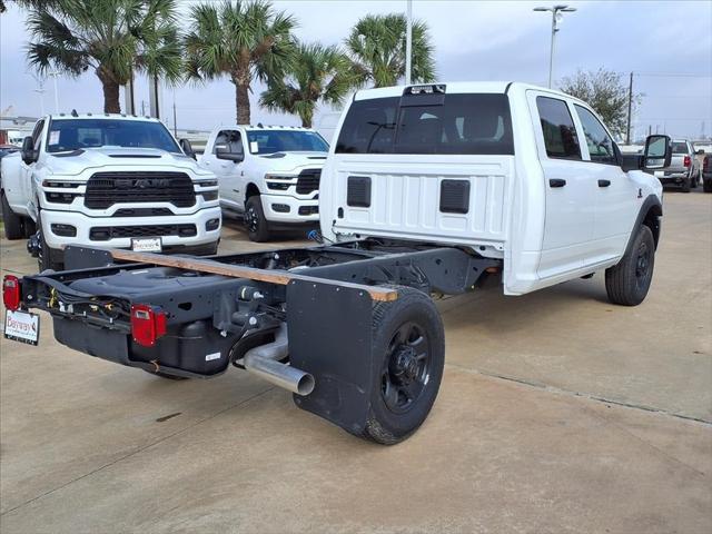 2026 RAM Ram 3500 Chassis Cab RAM 3500 TRADESMAN CREW CAB CHASSIS 4X4 60 CA