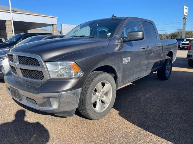 2023 RAM 1500 Classic Tradesman Crew Cab 4x4 57 Box 2023 RAM 1500 Classic Tradesman Crew Cab 4x4 57 Box