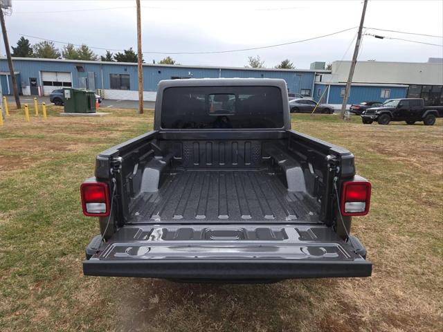 2026 Jeep Gladiator Sport S