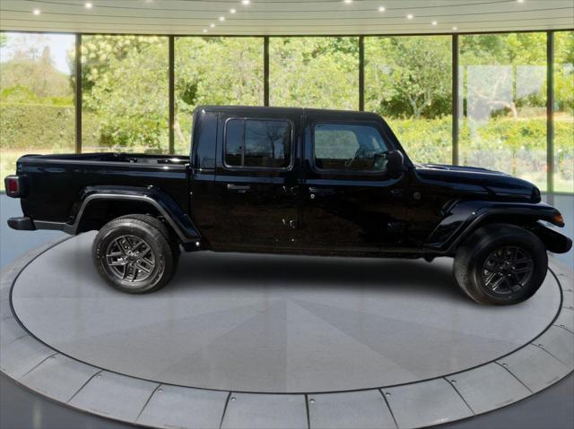 2026 Jeep Gladiator GLADIATOR SPORT S 4X4