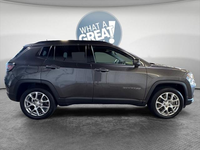 2024 Jeep Compass Latitude Lux FWD 2024 Jeep Compass Latitude Lux FWD