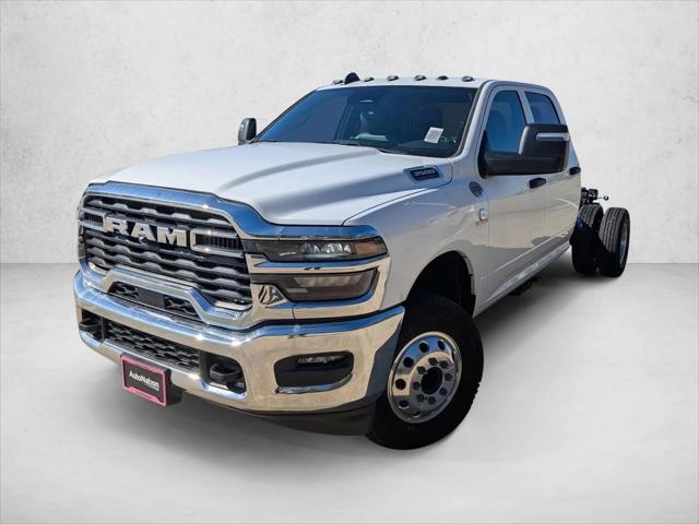 2025 RAM Ram 3500 Chassis Cab RAM 3500 TRADESMAN CREW CAB CHASSIS 4X4 60 CA 2025 RAM Ram 3500 Chassis Cab RAM 3500 TRADESMAN CREW CAB CHASSIS 4X4 60 CA
