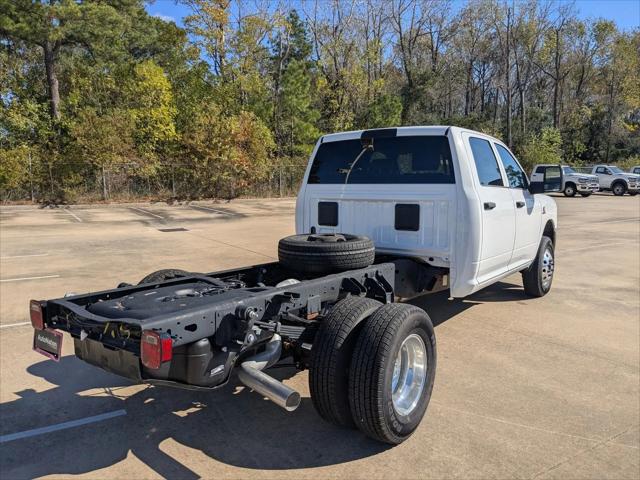 2025 RAM Ram 3500 Chassis Cab RAM 3500 TRADESMAN CREW CAB CHASSIS 4X4 60 CA 2025 RAM Ram 3500 Chassis Cab RAM 3500 TRADESMAN CREW CAB CHASSIS 4X4 60 CA