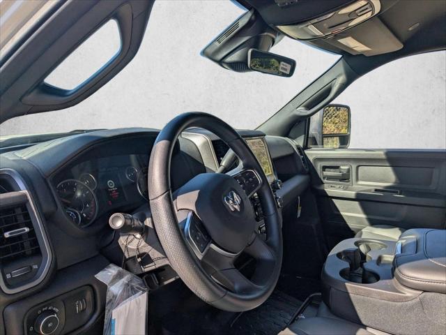 2025 RAM Ram 3500 Chassis Cab RAM 3500 TRADESMAN CREW CAB CHASSIS 4X4 60 CA 2025 RAM Ram 3500 Chassis Cab RAM 3500 TRADESMAN CREW CAB CHASSIS 4X4 60 CA