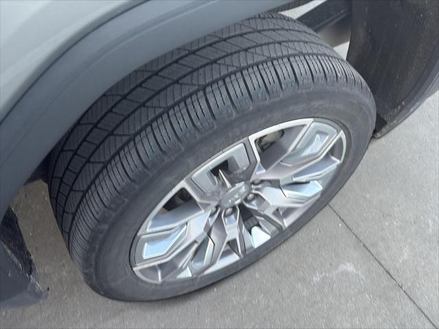 2023 GMC Sierra 1500 4WD Crew Cab Short Box Denali