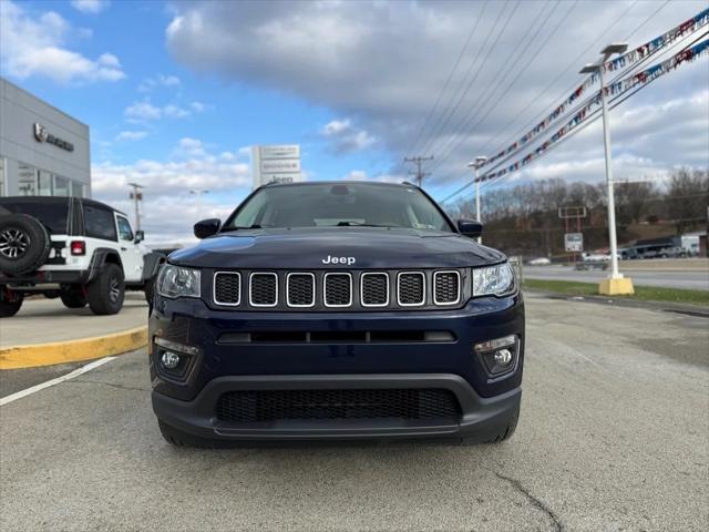 2019 Jeep Compass Latitude 4x4 2019 Jeep Compass Latitude 4x4