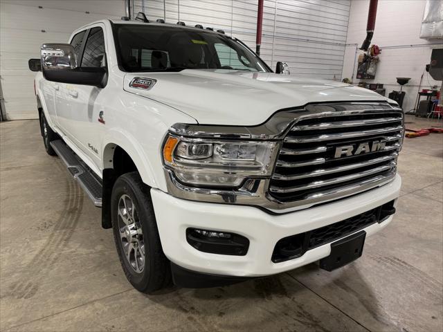 2024 RAM 3500 Limited Longhorn Crew Cab 4x4 8 Box