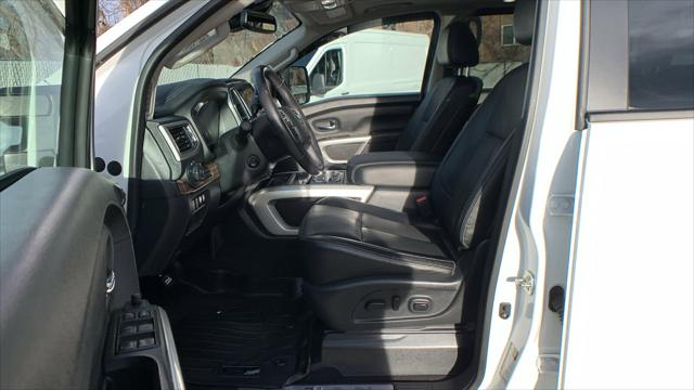 2020 Nissan Titan Crew Cab SL 4x4