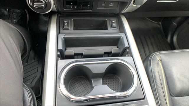2020 Nissan Titan Crew Cab SL 4x4