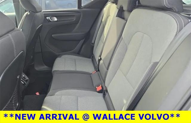 2024 Volvo XC40 B5 Core