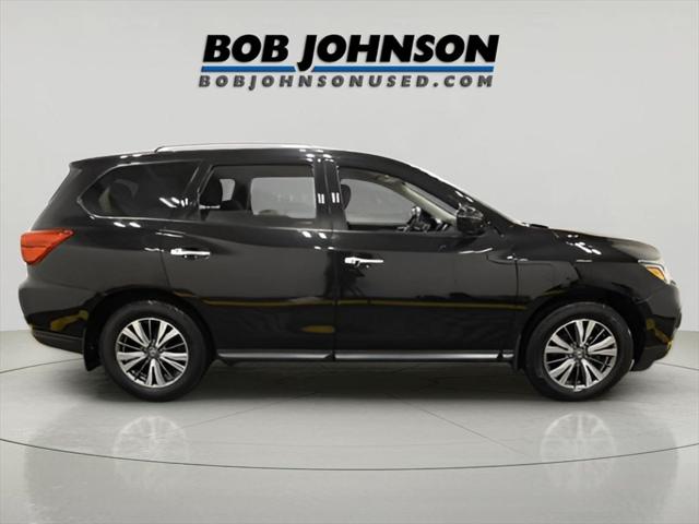 2020 Nissan Pathfinder SV 4WD