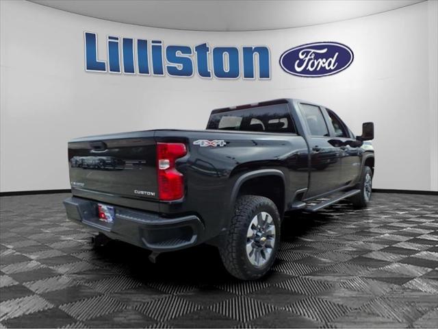 2022 Chevrolet Silverado 2500HD 4WD Crew Cab Standard Bed Custom