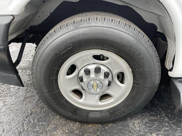 2023 Chevrolet Express Passenger RWD 3500 Extended Wheelbase LS