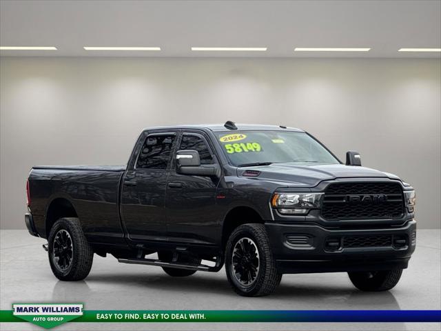 2024 RAM 3500 Tradesman Crew Cab 4x4 8 Box