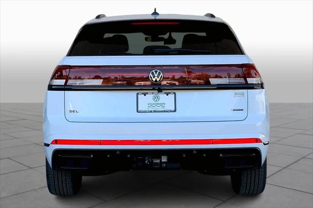 2026 Volkswagen Atlas Cross Sport SEL R-Line Black