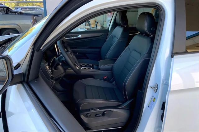 2026 Volkswagen Atlas Cross Sport SEL R-Line Black