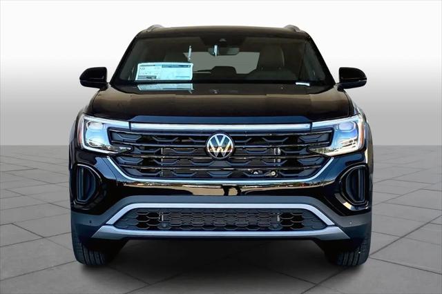 2026 Volkswagen Atlas Cross Sport SE with Technology
