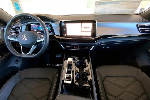 2026 Volkswagen Atlas Cross Sport SE with Technology