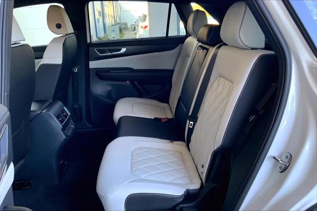 2026 Volkswagen Atlas Cross Sport SEL Premium R-Line