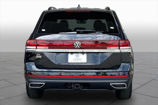 2026 Volkswagen Atlas SE with Technology