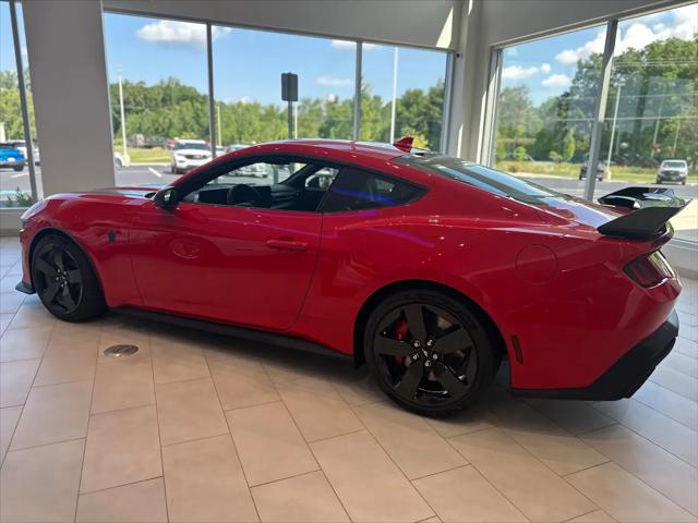 2025 Ford Mustang Dark Horse Fastback
