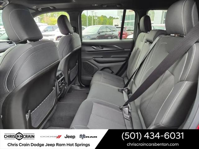 2025 Jeep Grand Cherokee Laredo X 4x2