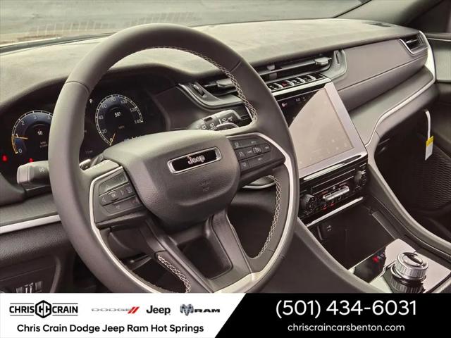 2025 Jeep Grand Cherokee Laredo X 4x2