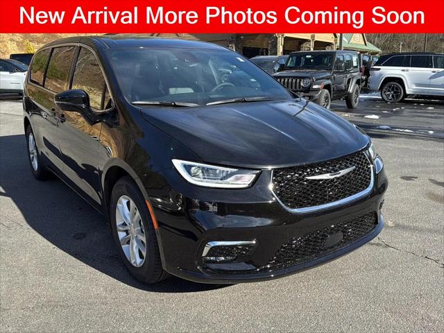 2026 Chrysler Pacifica Select for sale in Boone, NC