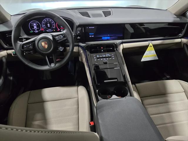 2026 Porsche Panamera 4