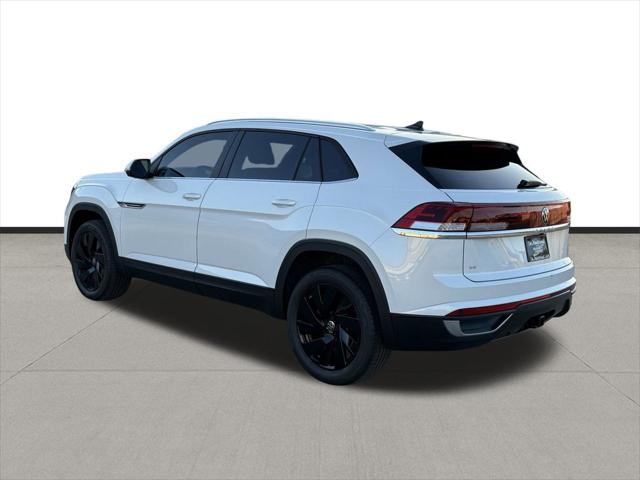 2026 Volkswagen Atlas Cross Sport SE with Technology