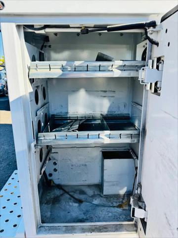 2011 Ford E-350 Cutaway E-350