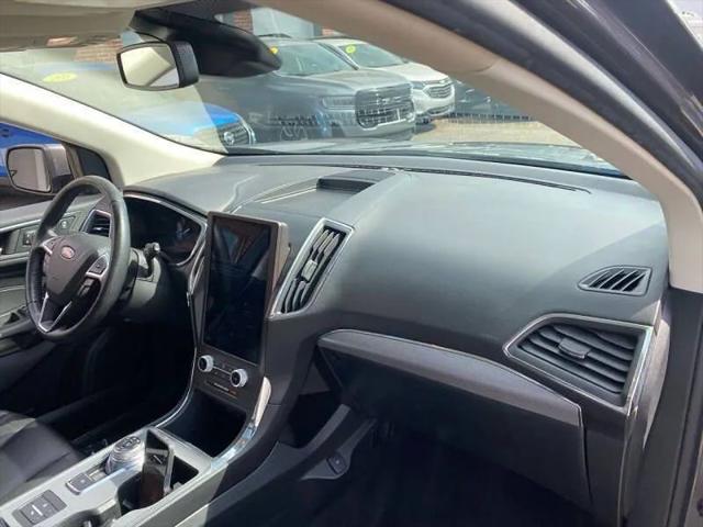 2021 Ford Edge Titanium