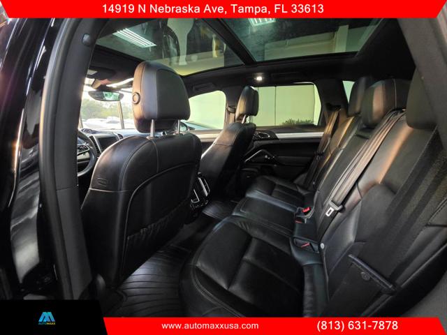 2016 Porsche Cayenne S