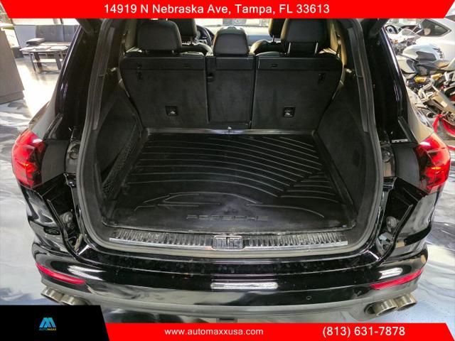 2016 Porsche Cayenne S