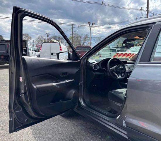 2024 Nissan Kicks SV Xtronic CVT
