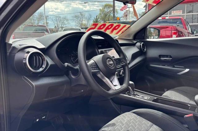 2024 Nissan Kicks SV Xtronic CVT