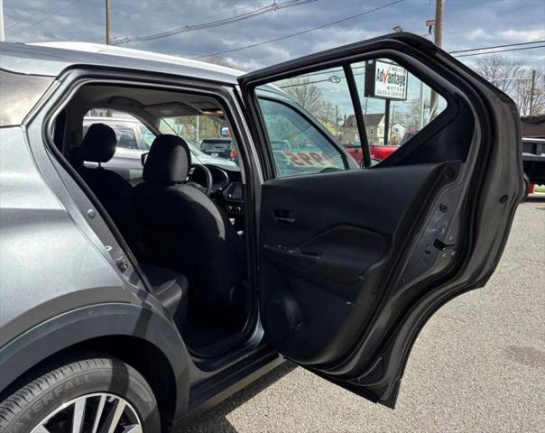 2024 Nissan Kicks SV Xtronic CVT