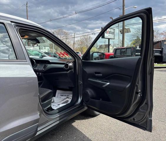 2024 Nissan Kicks SV Xtronic CVT