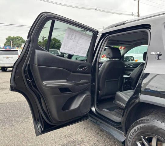 2017 GMC Acadia SLT-1