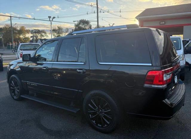 2015 Lincoln Navigator Base