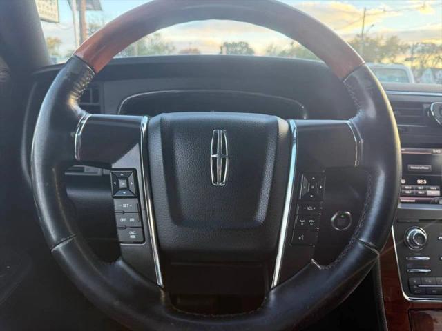 2015 Lincoln Navigator Base