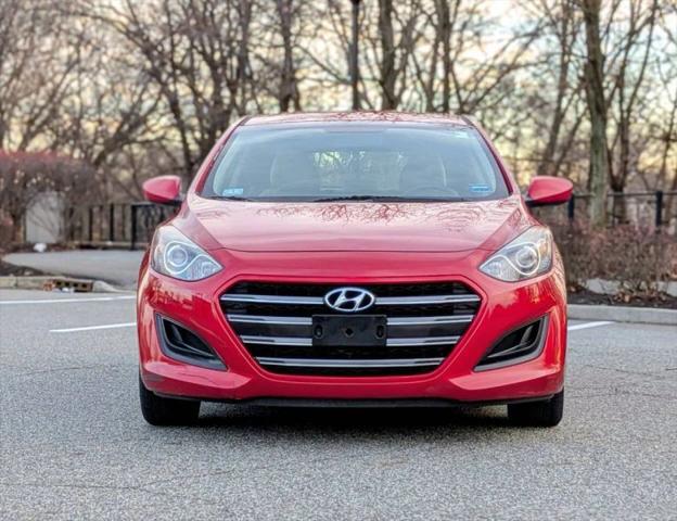 2017 Hyundai Elantra GT Base