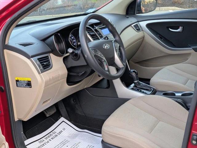 2017 Hyundai Elantra GT Base