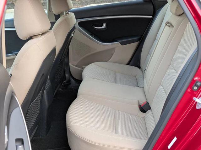 2017 Hyundai Elantra GT Base