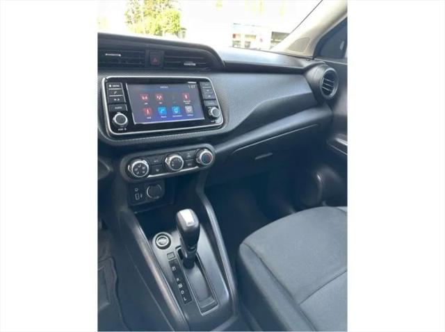 2023 Nissan Kicks S Xtronic CVT