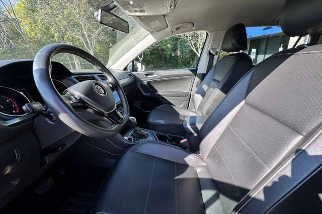 2021 Volkswagen Tiguan 2.0T SE R-Line Black